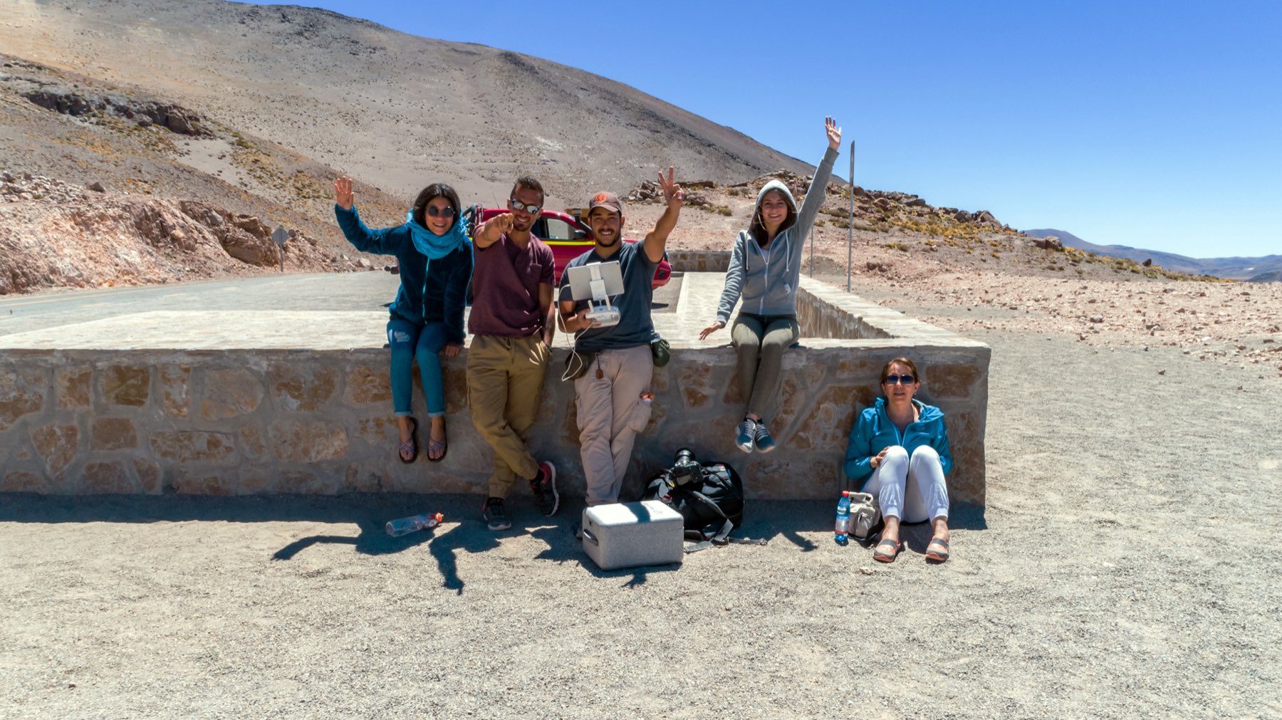 Grupo da Hawka em uma parada no altiplano do Atacama
